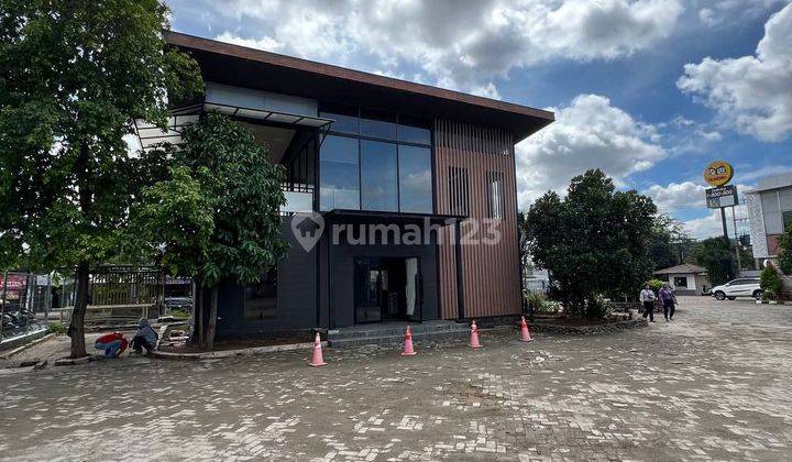 Ruko Premium, pinggi jalan utama, dalam kota.Bekasi kota 1
