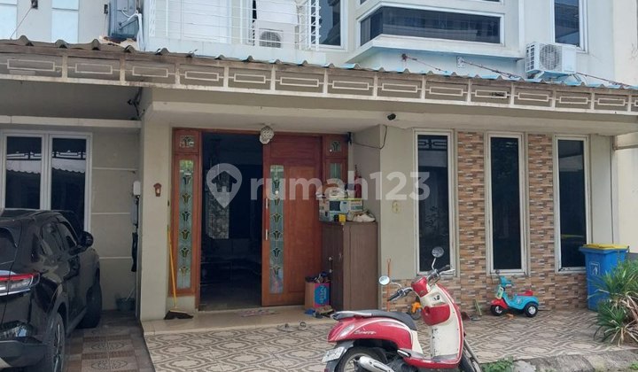 Pilihan 2 - Menonjolkan Spesifikasi✨ Disewakan Rumah Luas 4Kt 4Km di Kelapa Hijau Residence Jagakarsa Pilihan 2 - Menonjolkan Spesifikasi✨ Disewakan Rumah Luas 4Kt 4Km di Kelapa Hijau Residence Jagakarsa