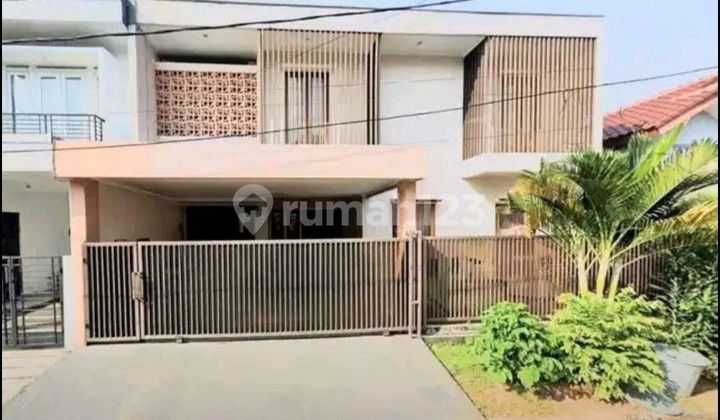 Rumah Premium Bintaro Sektor 9 - Jalan Utama, Renovasi Total, Harga di Bawah Pasaran!