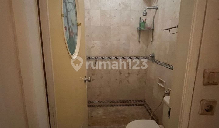 Hunian Nyaman & Lengkap di Kemang Pratama – LT 162m², SHM, Furnish Melekat, 2M Nego 2