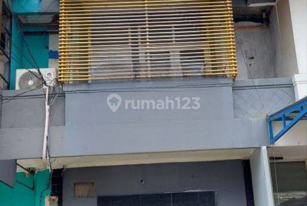 Dijual Ruko 2 Lantai di Jl. Benda, Kemang, Jakarta Selatan  1