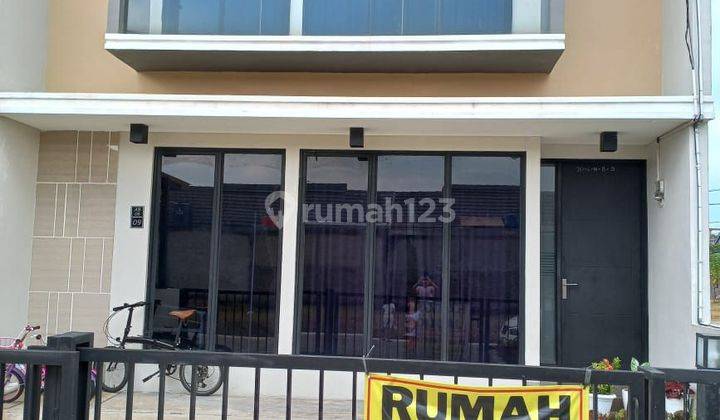 Dijual Cepat Rumah Bagus Di Grand Residence City, Bekasi Timur 1