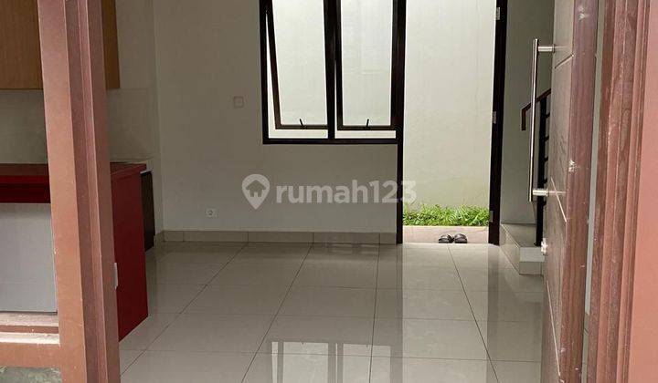 Disewakan Rumah 2 Lantai di Burgundy Residence, Summarecon Bekasi  2