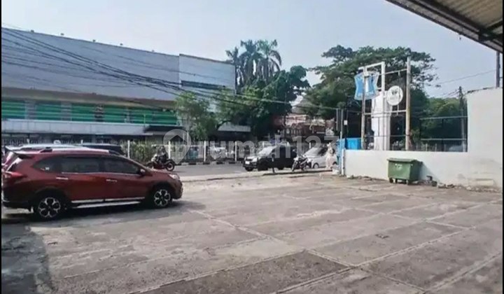 Disewakan Ruko Jumbo Ex. Upnormal Rawamangun, Jakarta Timur 2