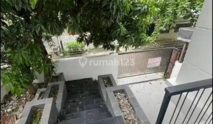 Dijual Rumah Mewah 2 Lantai Di Belakang Pondok Indah Mall 2