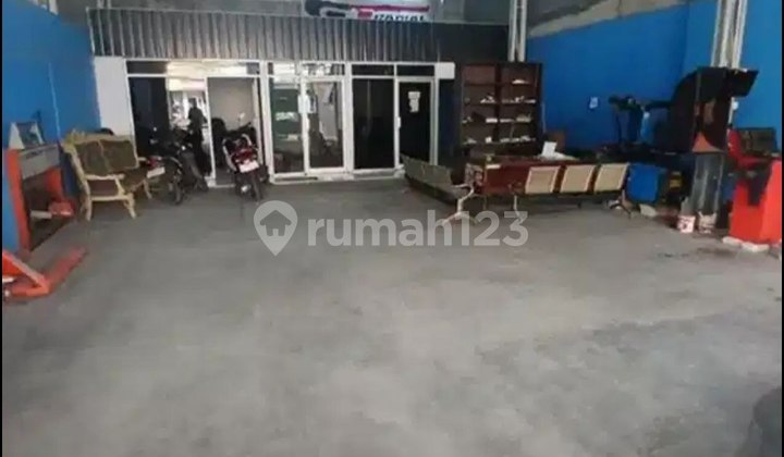 Warehouse for Rent on Jl. Dewi Sartika, East Jakarta
