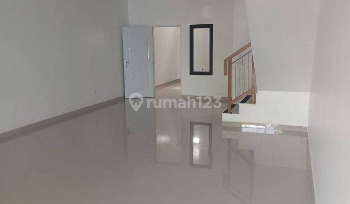 Disewakan Ruko Strategis Di Mampang Prapatan, Jakarta Selatan 2