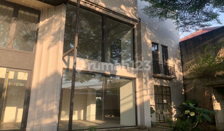 For Rent Strategic Building Kemang, South Jakarta