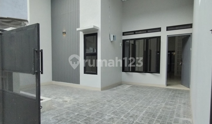 Dijual Rumah Cantik Bangunan Baru Taman Wisma Asri 1Bekasi Utara 2