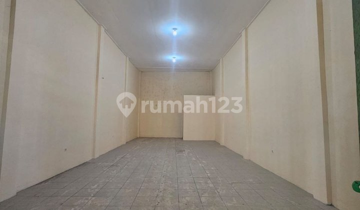Rental of Adjoining Shop Houses on Alan Raya Street, Mekarsari, East Bekasi 2