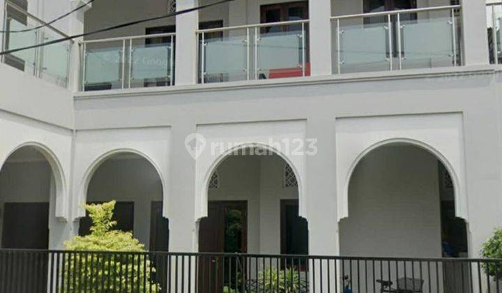 Turun Harga!!! Rumah Full Furnished Bergaya Hotel Dengan Konsep Islami Di Jakasetia - Bekasi 1