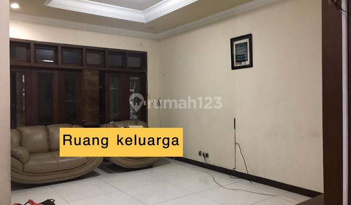 Dijual Rumah 3 Lantai Lokasi Strategis Pinggir Jalan Di Kayuringin Bekasi 2