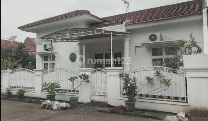 Rumah Hoek Full Furnished Siap Huni Di Taman Gigi, Galaxy-Kota Bekasi 1