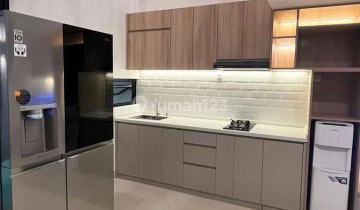 Rumah 2 Lantai Full Furnishes + Swimming Pool Harga Dibawah Pasaran 2