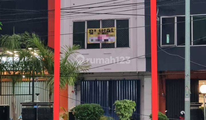 Disewakan Ruko 3 Lantai Di Area Grand Mall Bekasi,  Lokasi Strategis Tepat Di Pintu Masuk Area Mall 1