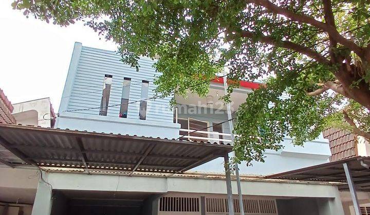 DIJUAL RUMAH 2 LANTAI DI TAMAN BONA LEBAK BULUS 1