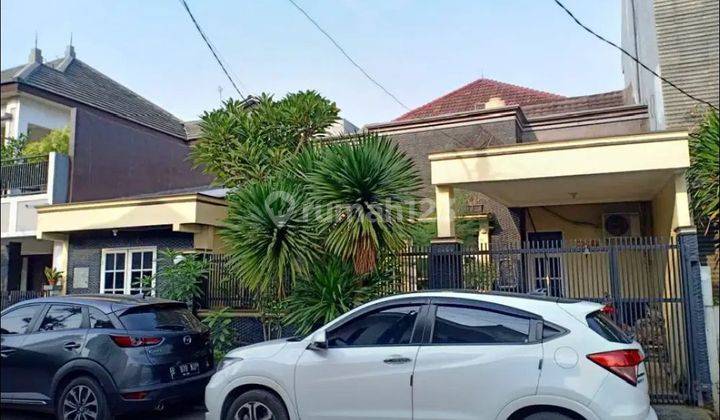 DIJUAL. CEPAT RUMAH 2 LANTAI DI PONDOK PEKAYON INDAH 2