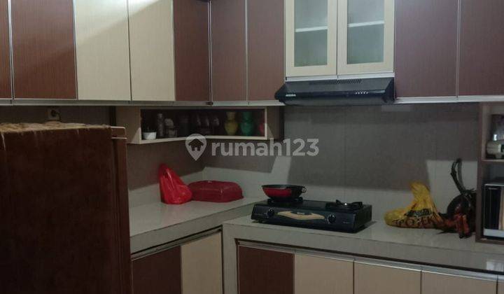 DIJUAL RUMAH 3 LANTAI DI WILAYAH PONDIOK GEDE 2