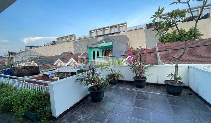 Dijual Rumah 2 Lantai Semi Furnished Di Villa Galaxy - Bekasi Selatan (ryd)  2