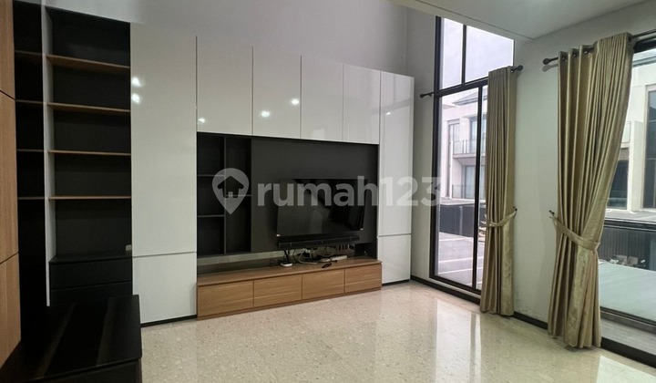 Bsd Zora Keia Rumah Furnished 4 Kt Hadap Selatan Rapi Lengkap Cantik Mewah Siap Huni Lingkungan Nyaman Lokasi Strategis 2