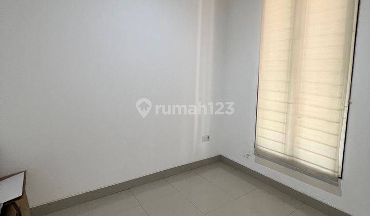 Rumah 2 Lantai Gading Serpong Cluster Karelia 7x12 3 Kt Rapi Semi Furnish Lokasi Strategis Lingkungan Nyaman 2