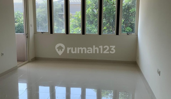 [No CoBroke] Goldfinch The Spring Serpong Rumah 4 Kt Unfurnished Hadap Utara Bersih Rapi Siap Huni Lingkungan Nyaman Lokasi Strategis