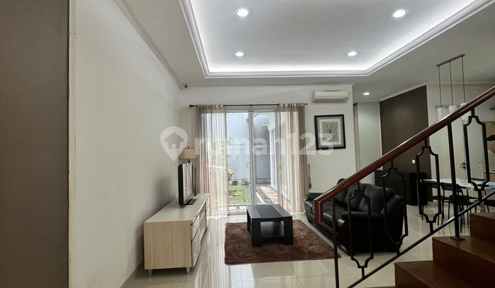 Whitsand Greenwich Bsd Rumah Semi Furnished Super Rapi Cantik Lengkap Siap Huni Lokasi Strategis Lingkungan Nyaman