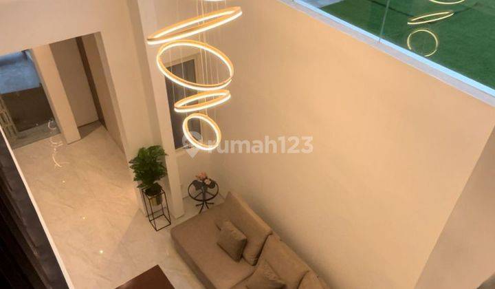 Sutera Victoria Alam Sutera Rumah Gress Full Furnished 4 Kt Mewah Super Cantik Rapi Ada Pool High Ceiling Interior Design Lengkap Siap Huni Lokasi Strategis Lingkungan Nyaman 1