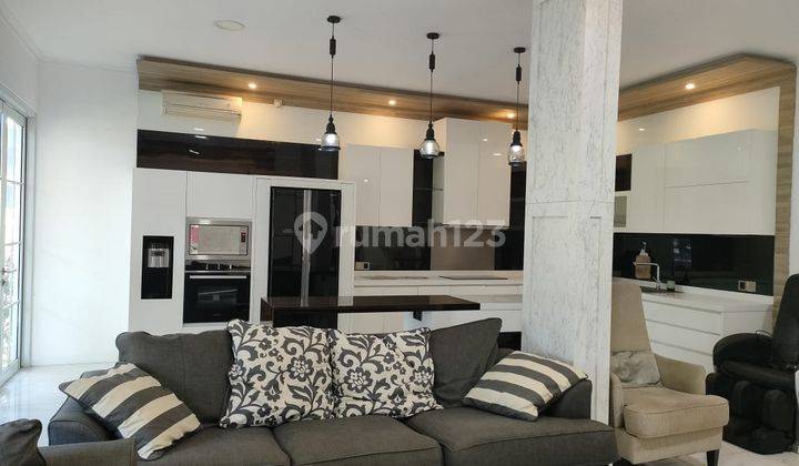 Menaggio Serpong Rumah Hook Full Furnished 4 Kt Sangat Rapi Cantik Lengkap Hadap Selatan Barat Siap Huni Lokasi Stragegis Mewah 2