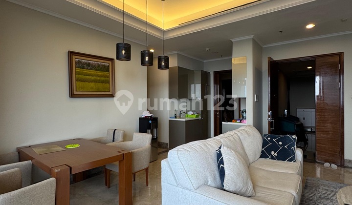 For Sale District 8 Fully Furnished High Floor 2