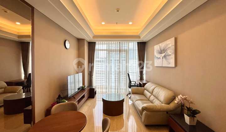 FOR SALE SOUTH HILLS FULLY FURNISHED MIDDLE FLOOR