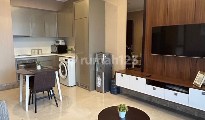For Rent District 8 Fully Furnished Middle Floor 2