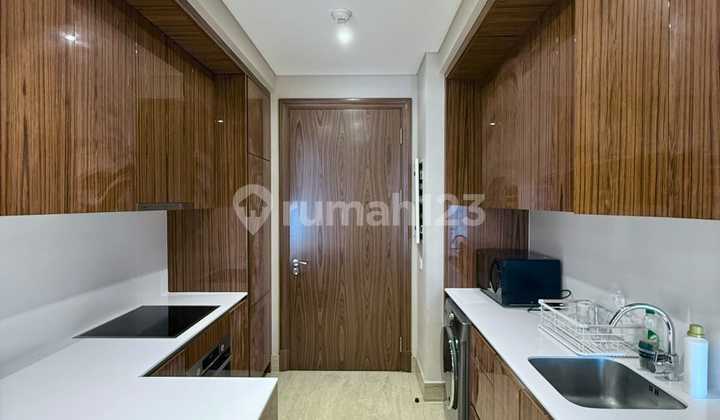 FOR RENT SOUTH HILLS FULLY FURNISHED HIGH FLOOR 2