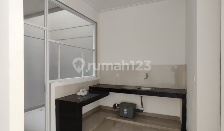 Disewakan Rumah uk. 8x12.5 m2 PIK 2 Kosongan Siap Huni Tahap 1 2