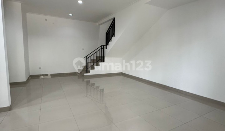 Disewakan Rumah uk 8x12.5m2 Semi Furnished Milenial City PIK2 Extension 2