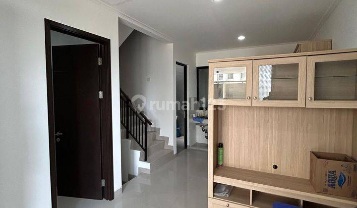 Disewakan Rumah Uk. 6x12.5m2 Semi Furnished Milenial City PIK 2 Extension siap Huni 2