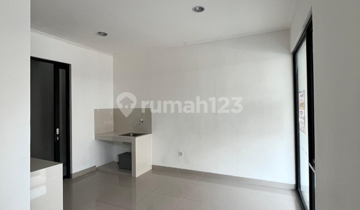 Disewakan Rumah uk. 6x10m2 Milenial City PIK2 Extension Kosongan Murah Disewakan Rumah uk. 6x10m2 Milenial City PIK2 Extension Kosongan Murah