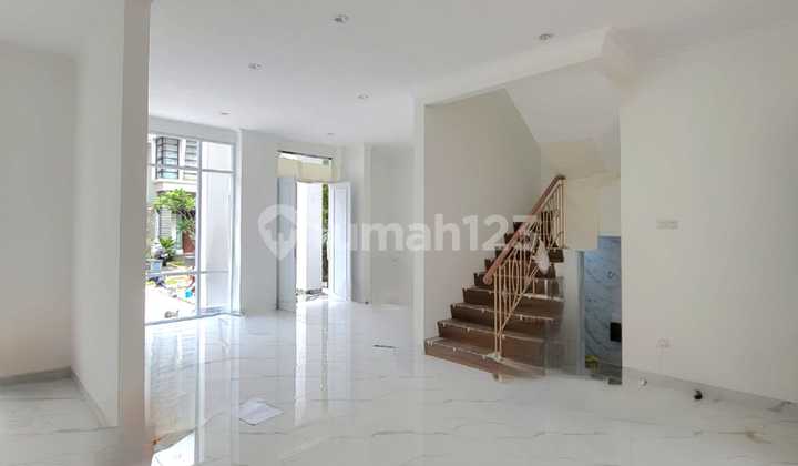 Turun Harga :Fire:rumah di Emerald Residence Bintaro Jaya 2