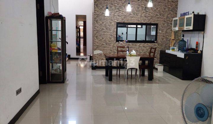 Rumah Bagus SHM 2 Lantai Semi Furnished di Tki 2 Kopo Harga Nego 2