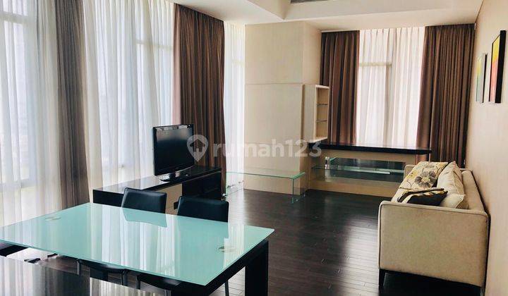  Apartemen Verde 2 Kamar Tidur Furnished Bagus 2