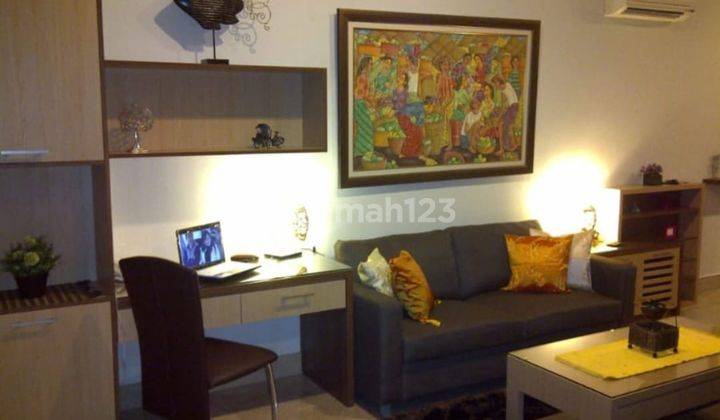 ruang tamu  apartemen residence 8 @senopati 1
