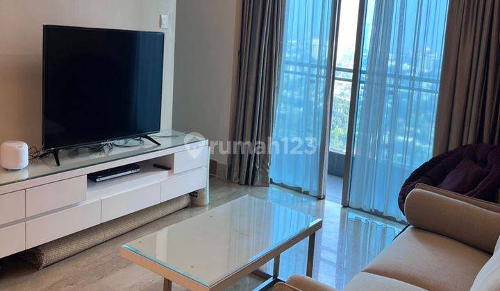 ruang tamu  apartemen residence 8 @senopati furnished