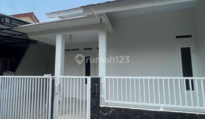 Rumah Siap Huni, Masuk Baru Setahun, Lokasi Mampang Dekat Gerbang Tol Sawangan  2