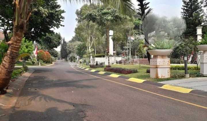 Price Drop Sale House with Swimming Pool In Menteng Bintaro 2