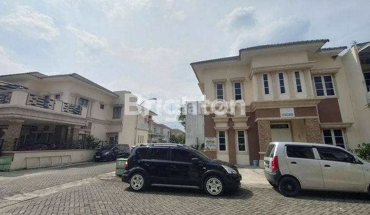 RUMAH 2 LANTAI KEREN DI KOMPLEKS EVERGREEN MEDAN SUNGGAL 1