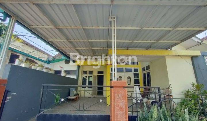 Rumah Villa 2 lantai di kompleks citra Wisata Medan Johor. 1