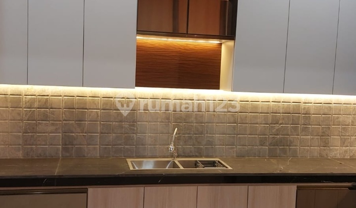 Villa 2.5 Lantai Hokky Semi Furnished Di Mutiara Residence  2