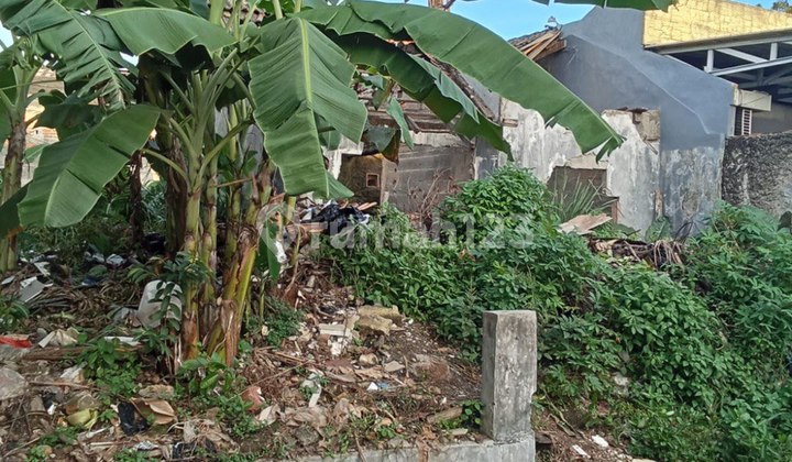 Land in the Disawah Lama Bintaro Housing Complex