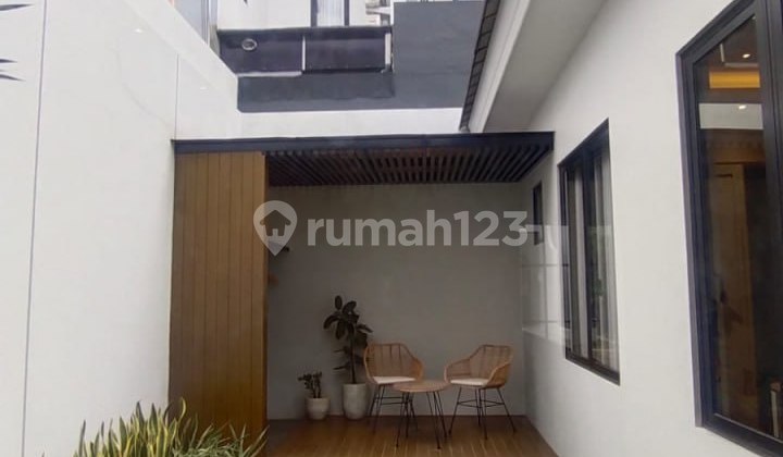 Rumah Baru Dalam Perumahan Besar 2