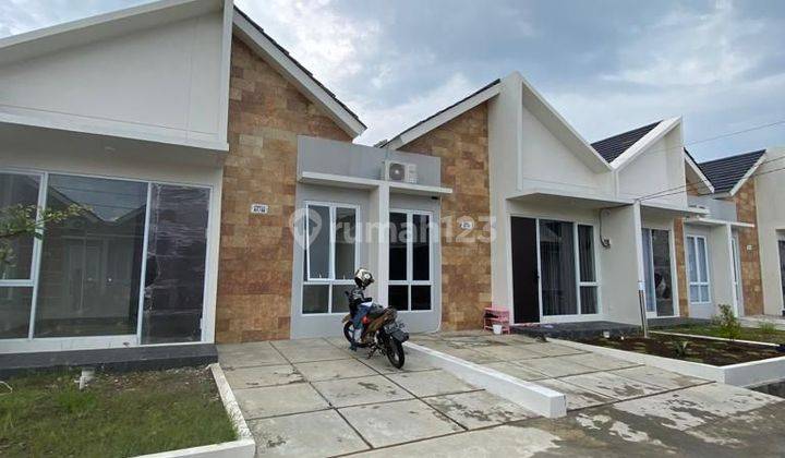 Rumah DP 0 free taman depan dan canopy,dibabelan bekasi 1